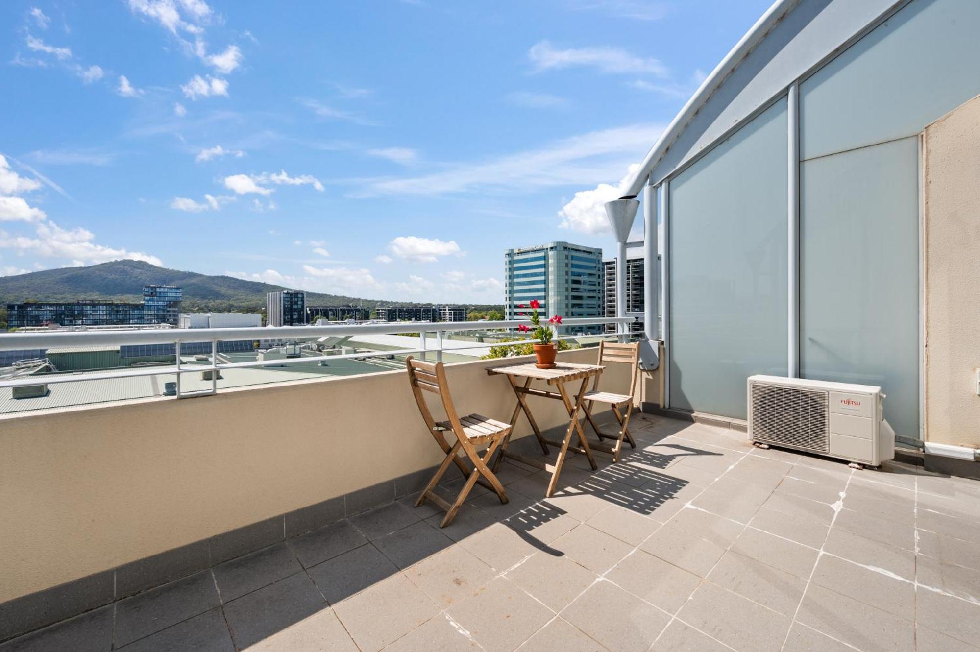 קנברה Dana-Private Room In A Shared Duplex Apartment -1 מראה חיצוני תמונה